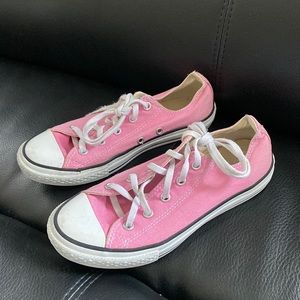 Converse youth sneaker